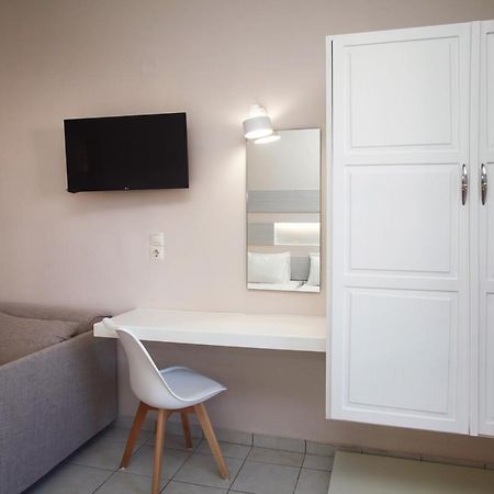 Studios Vasilis Agia Marina Dış mekan fotoğraf