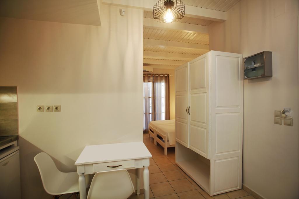 Studios Vasilis Agia Marina Dış mekan fotoğraf